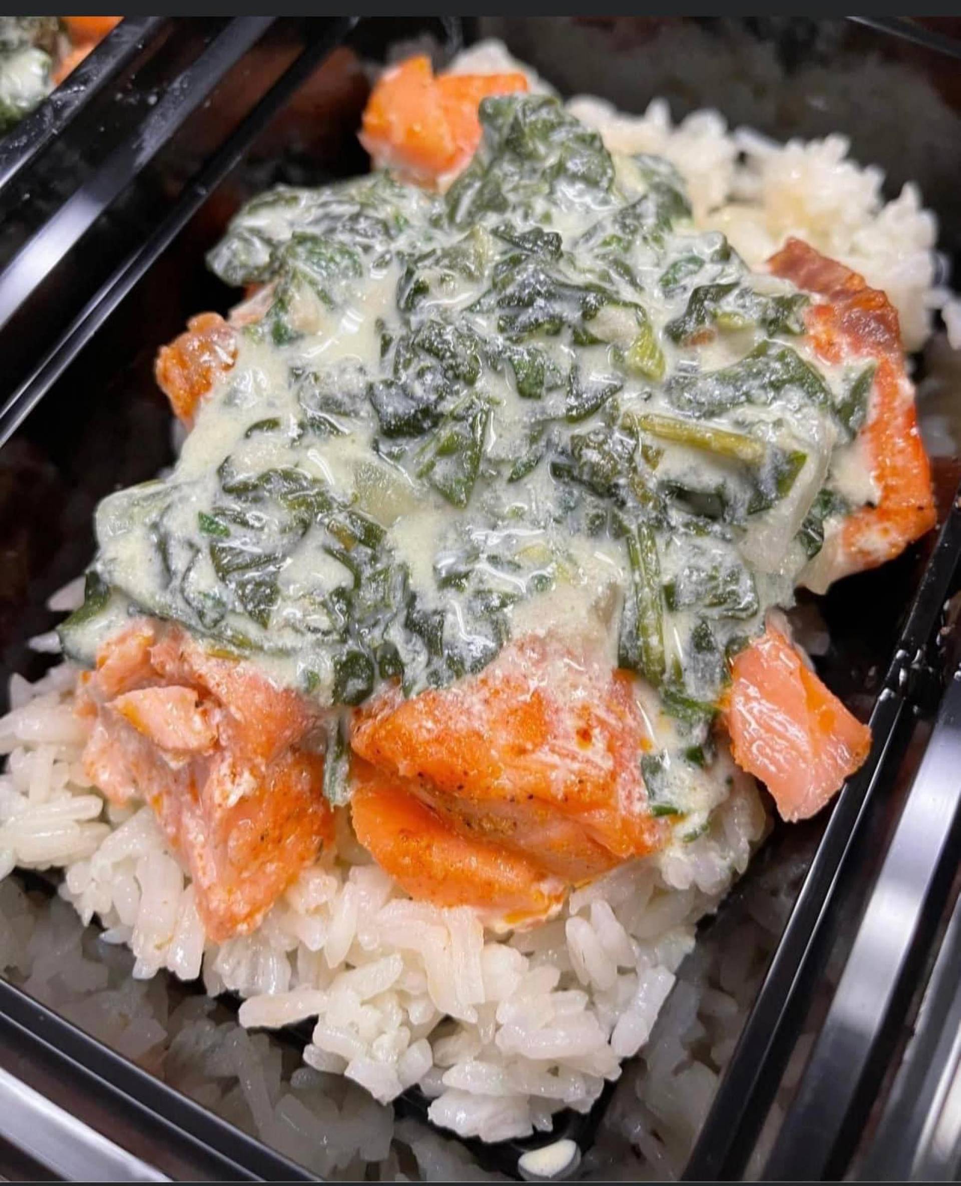Grilled Salmon Nuggets With A Cream Spinach & White Jasmine Rice